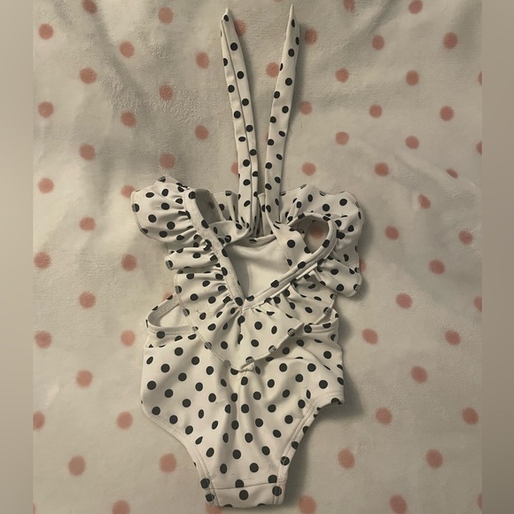 Imagine Perry family swimsuit set as seen on Jillian Harris - Picture 7 of 12